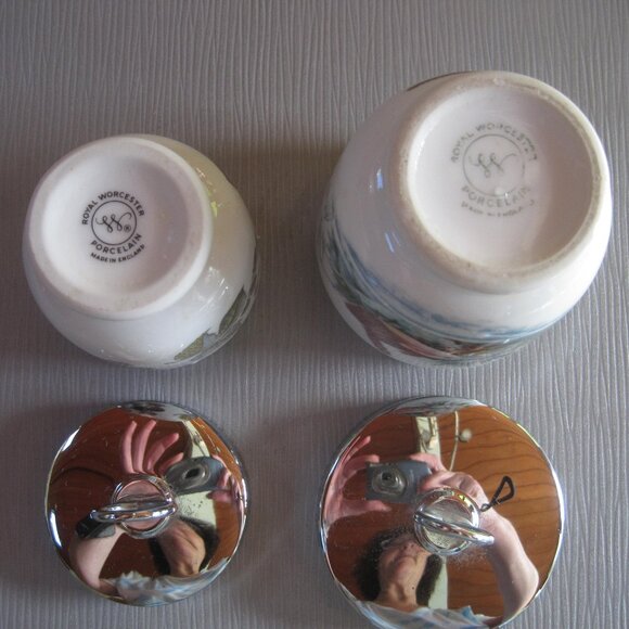 Set of 2 Royal Worcester Egg Coddlers - Woodland Birds Wren & Finch SM Berries - Picture 5 of 5